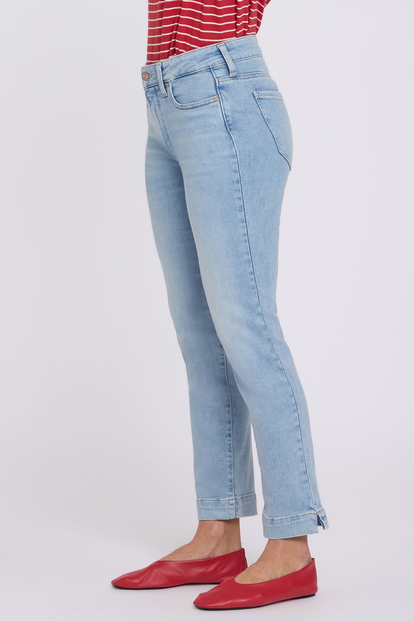 Sheri Slim Straight Ankle Jeans In Petite - Keys View