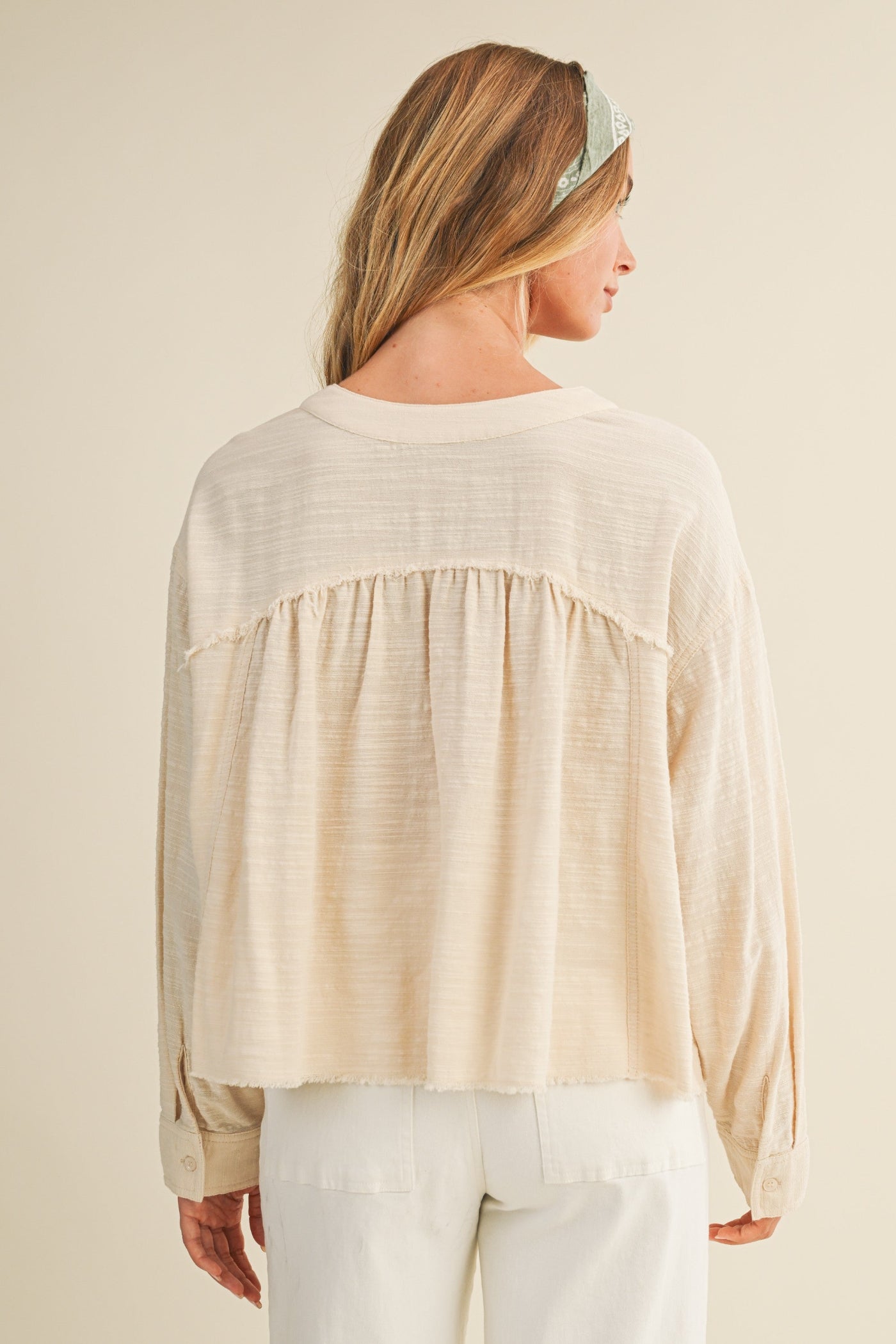 PAEKA BUTTON DOWN TOP