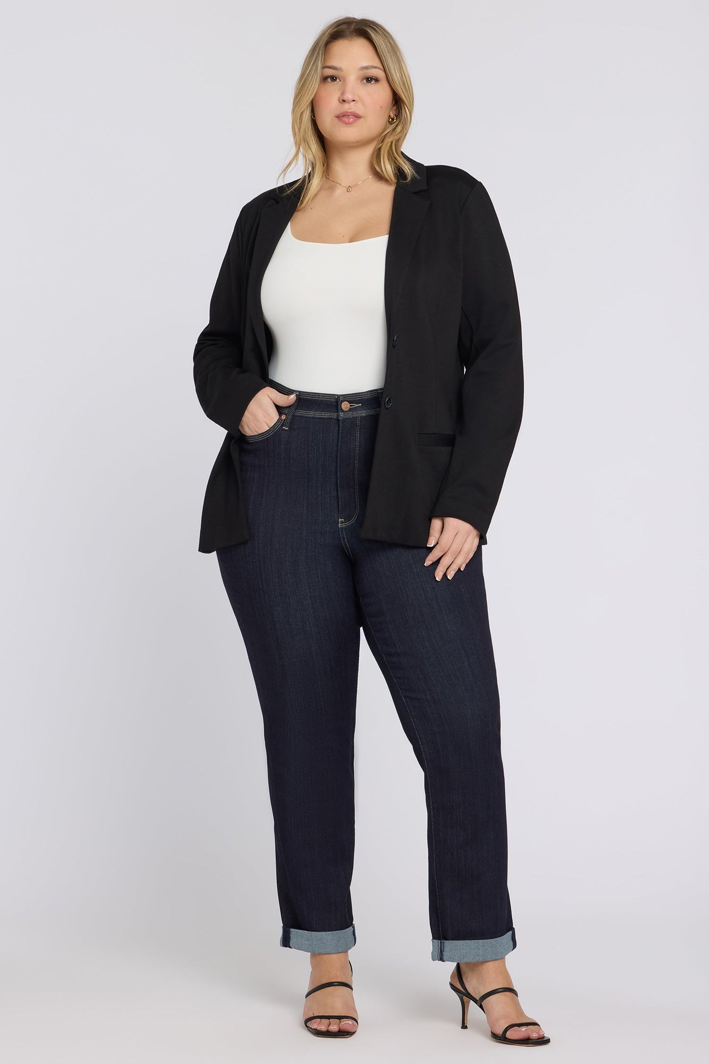 Marilyn Straight Jeans In Plus Size - Morning Tides