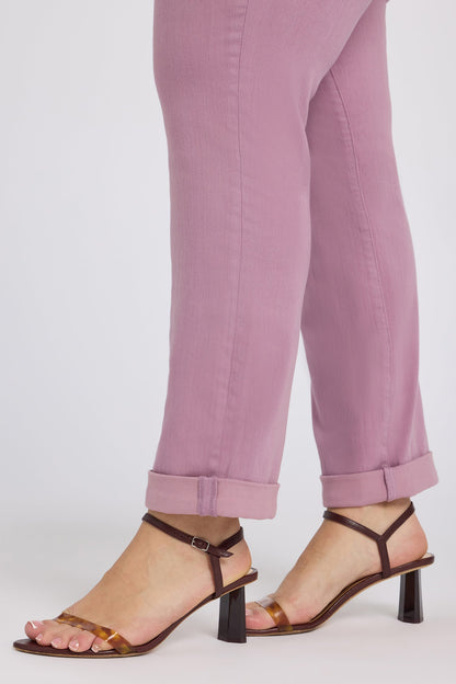 Marilyn Straight Jeans In Plus Size - Dusky Daisy