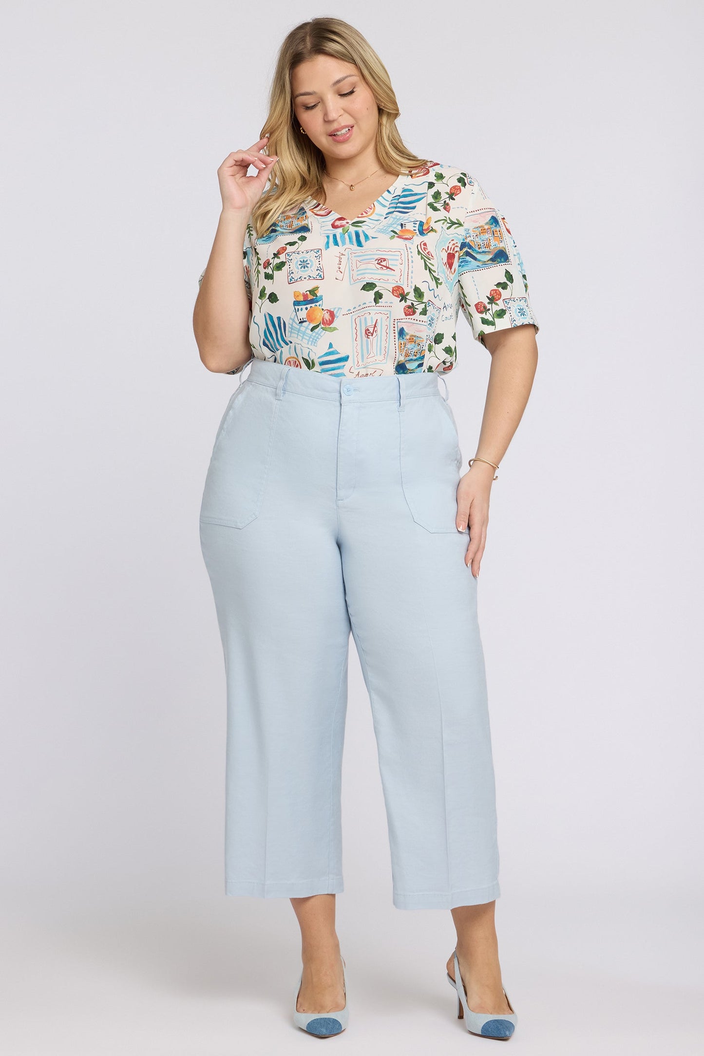 Wide Leg Cargo Capri Pants In Plus Size - Blue Clover