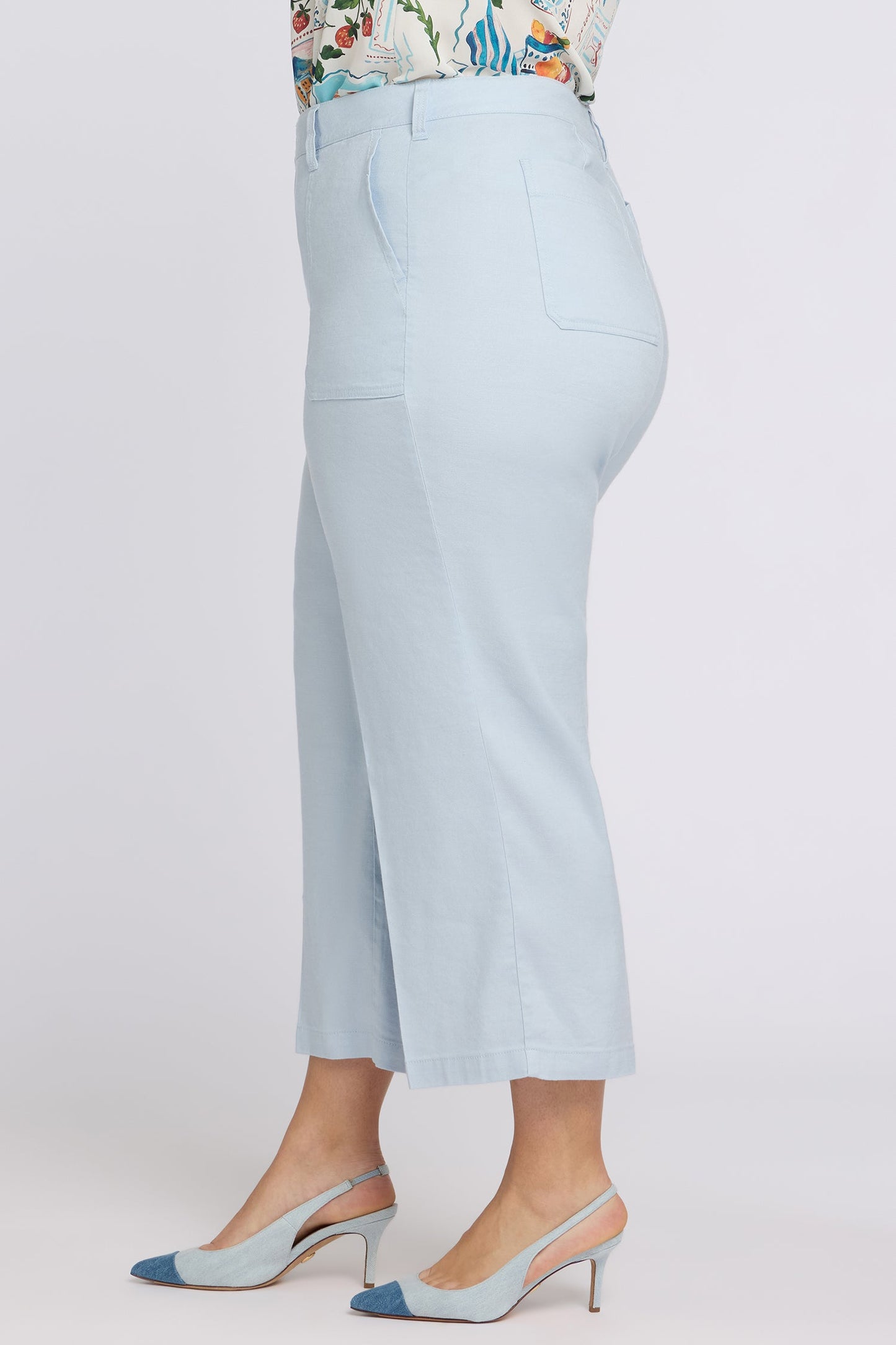 Wide Leg Cargo Capri Pants In Plus Size - Blue Clover