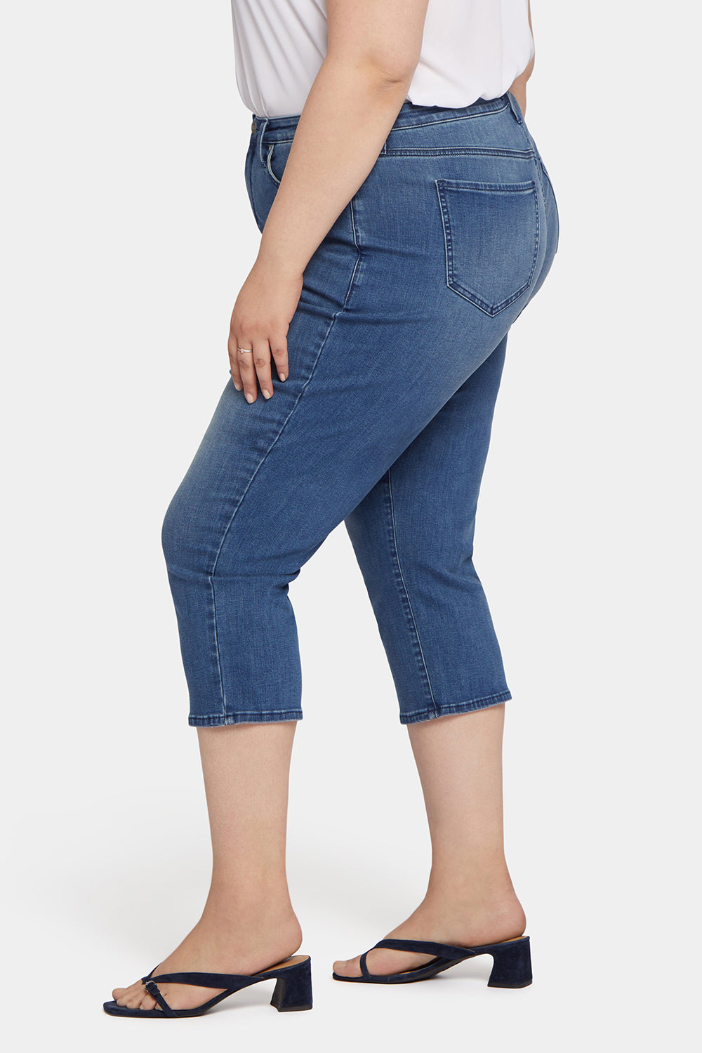Joni Relaxed Capri Jeans In Plus Size - Splendid