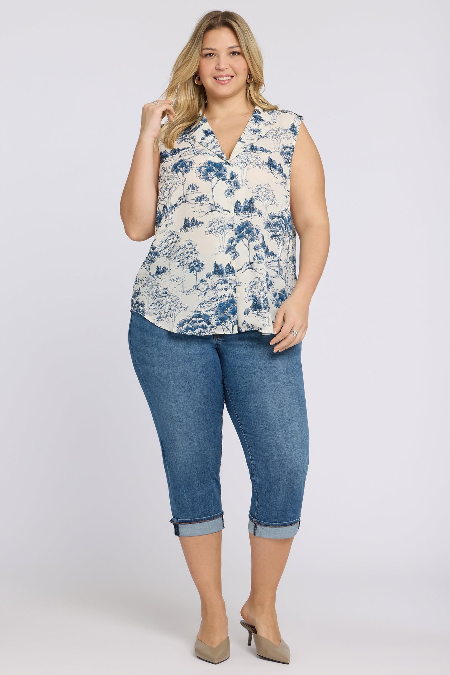 Marilyn Straight Crop Jeans In Plus Size - Wild River
