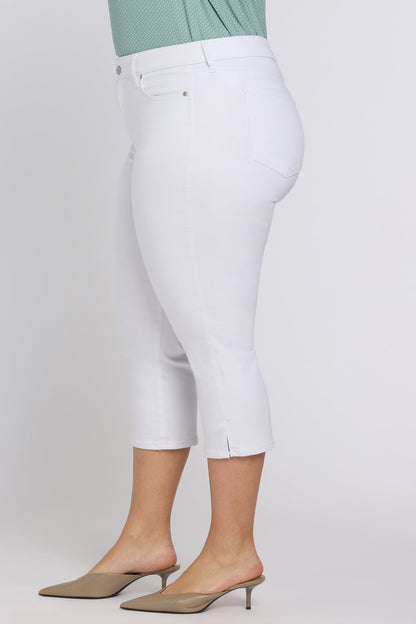 Chloe Capri Jeans In Plus Size - Optic White
