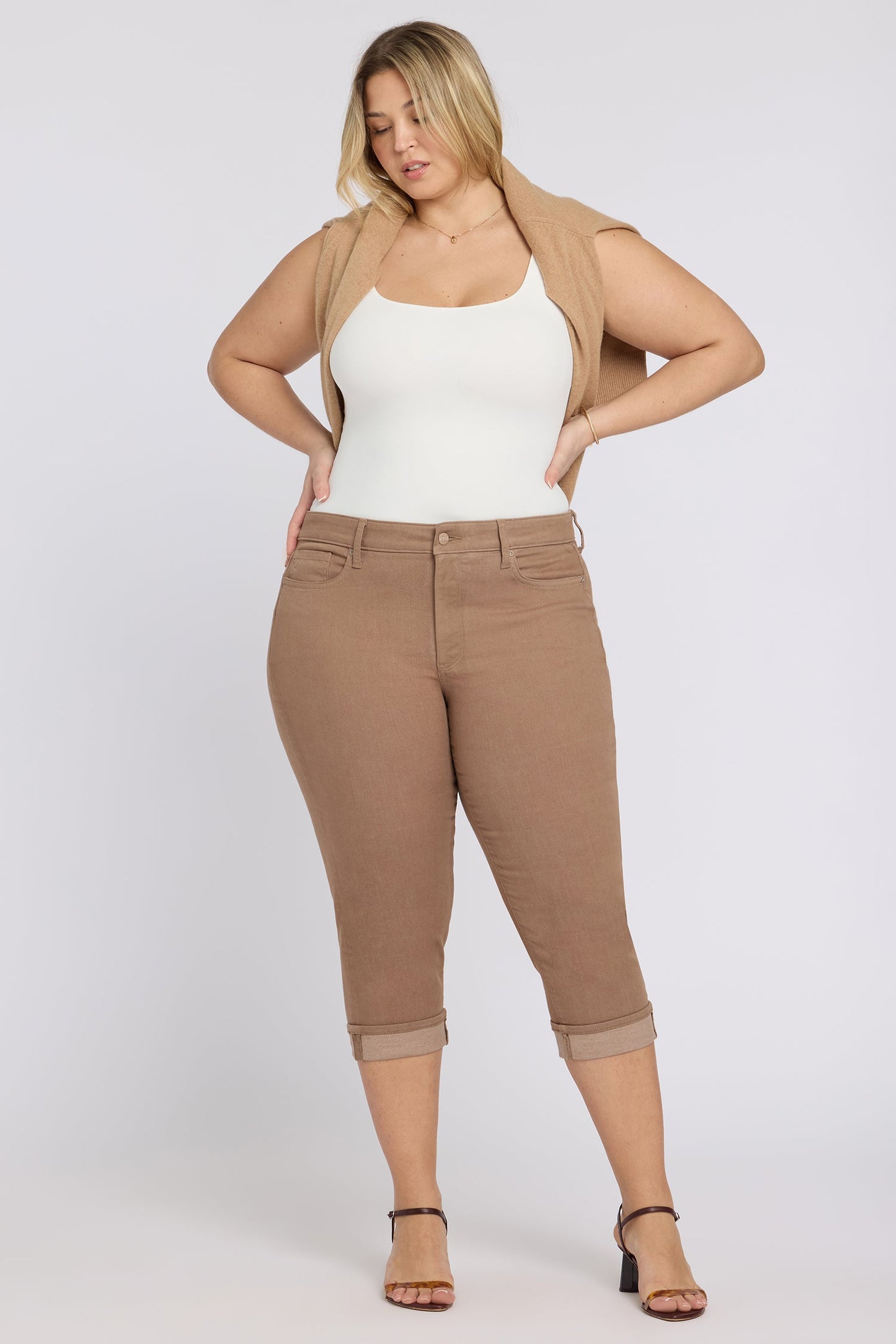 Marilyn Straight Crop Jeans In Plus Size - Toasted Coconut