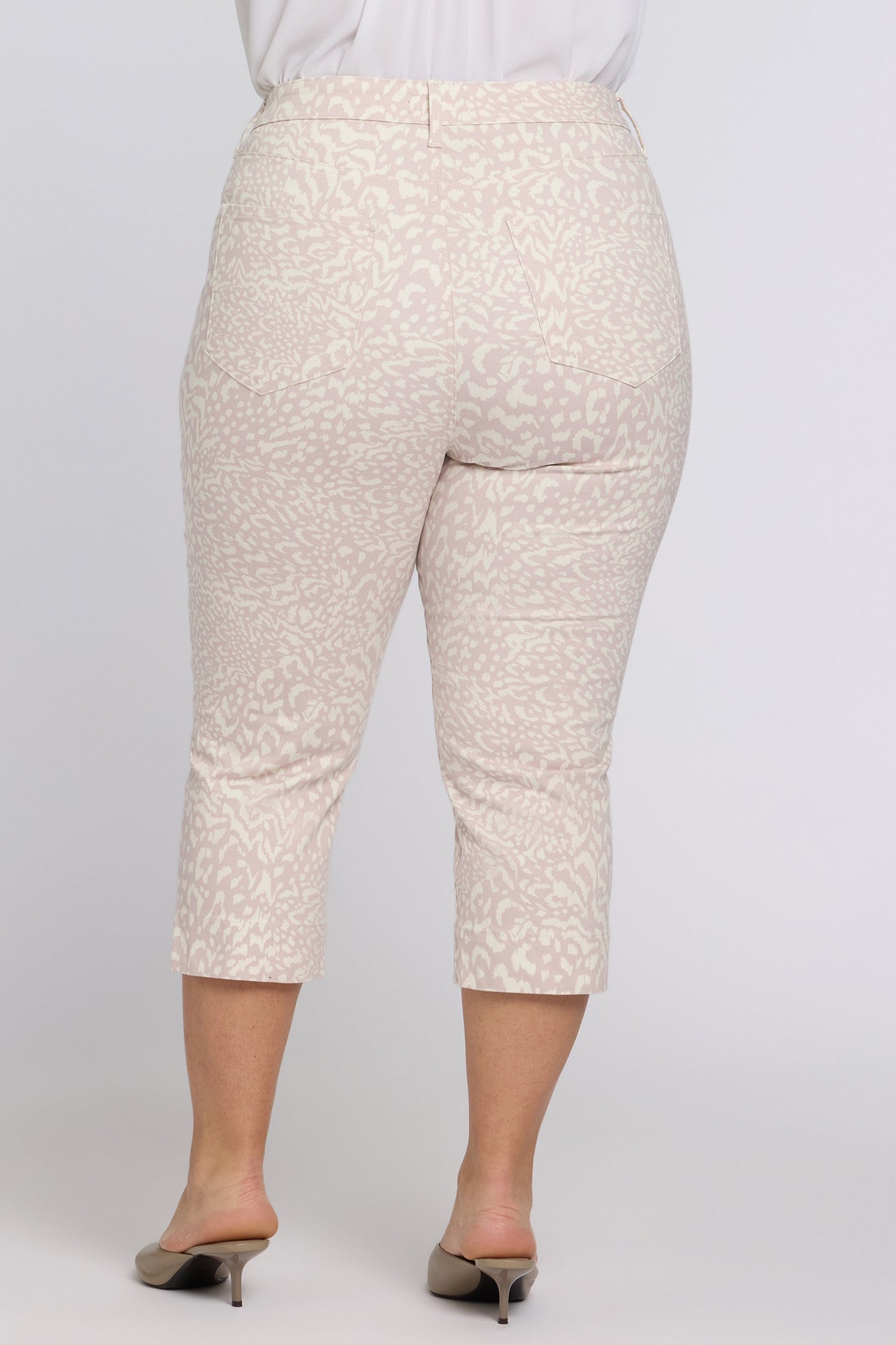 Marilyn Straight Crop Jeans In Plus Size - Snow Leopard