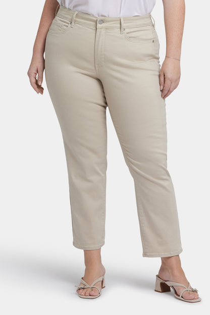 Marilyn Straight Ankle Jeans In Plus Size - Feather