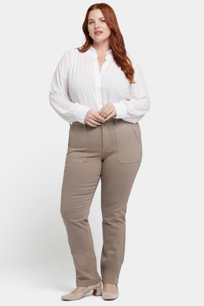 Marilyn Straight Jeans In Plus Size - Country Oak
