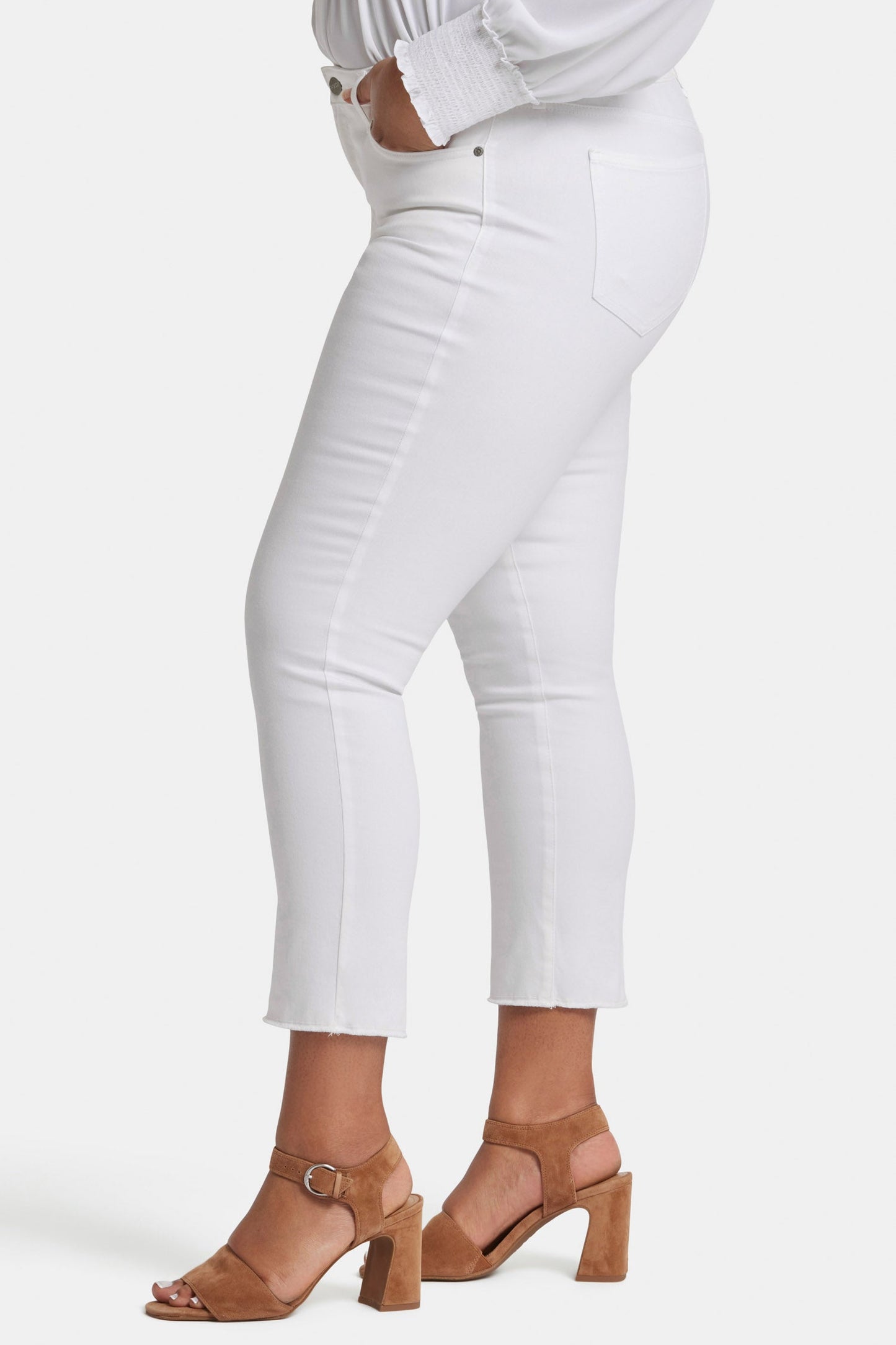 Sheri Slim Ankle Jeans In Plus Size - Optic White