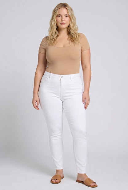 Ami Skinny Jeans In Plus Size - Optic White