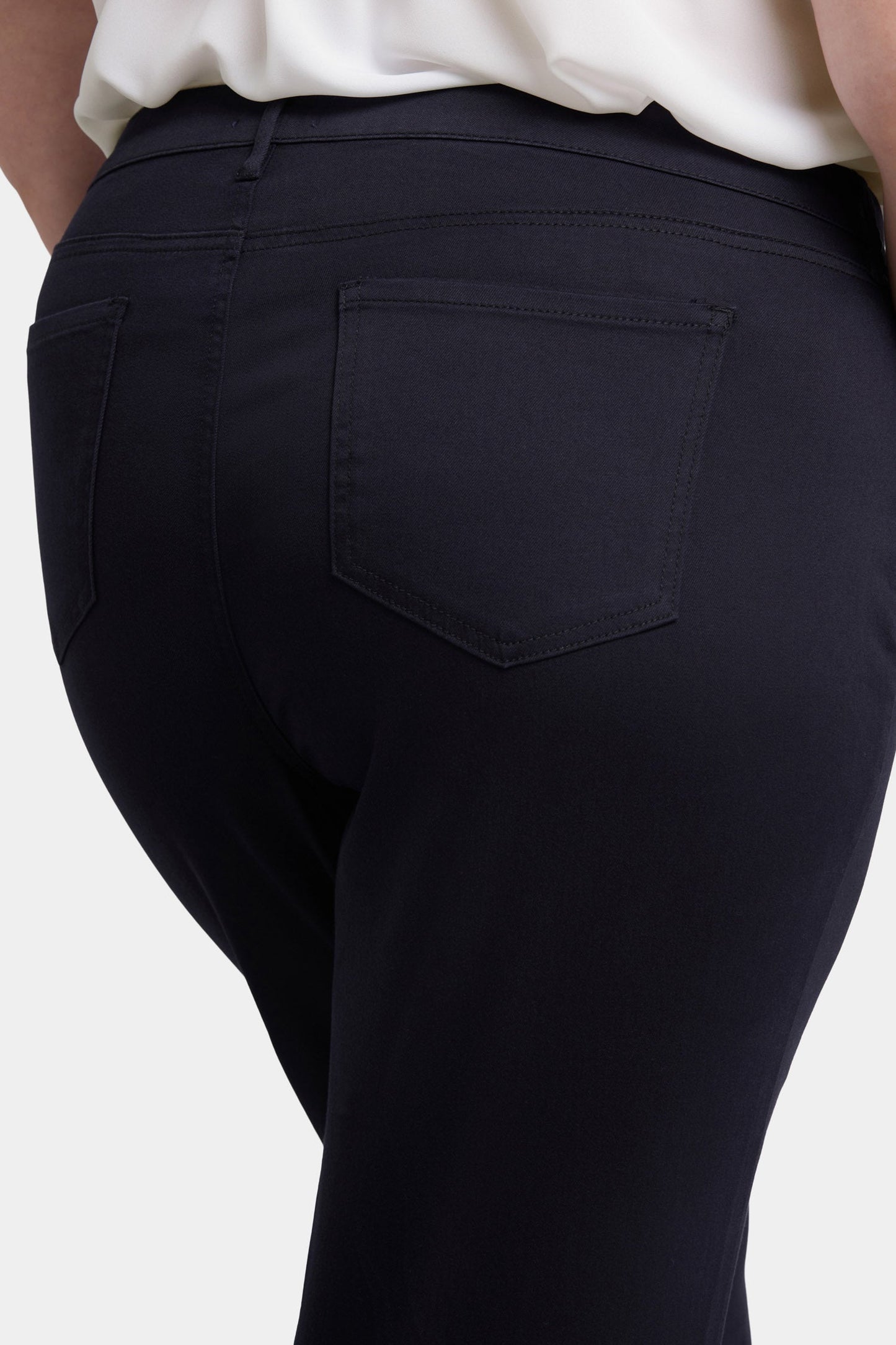 Wide Leg Pedal Pusher Jeans In Plus Size - Black