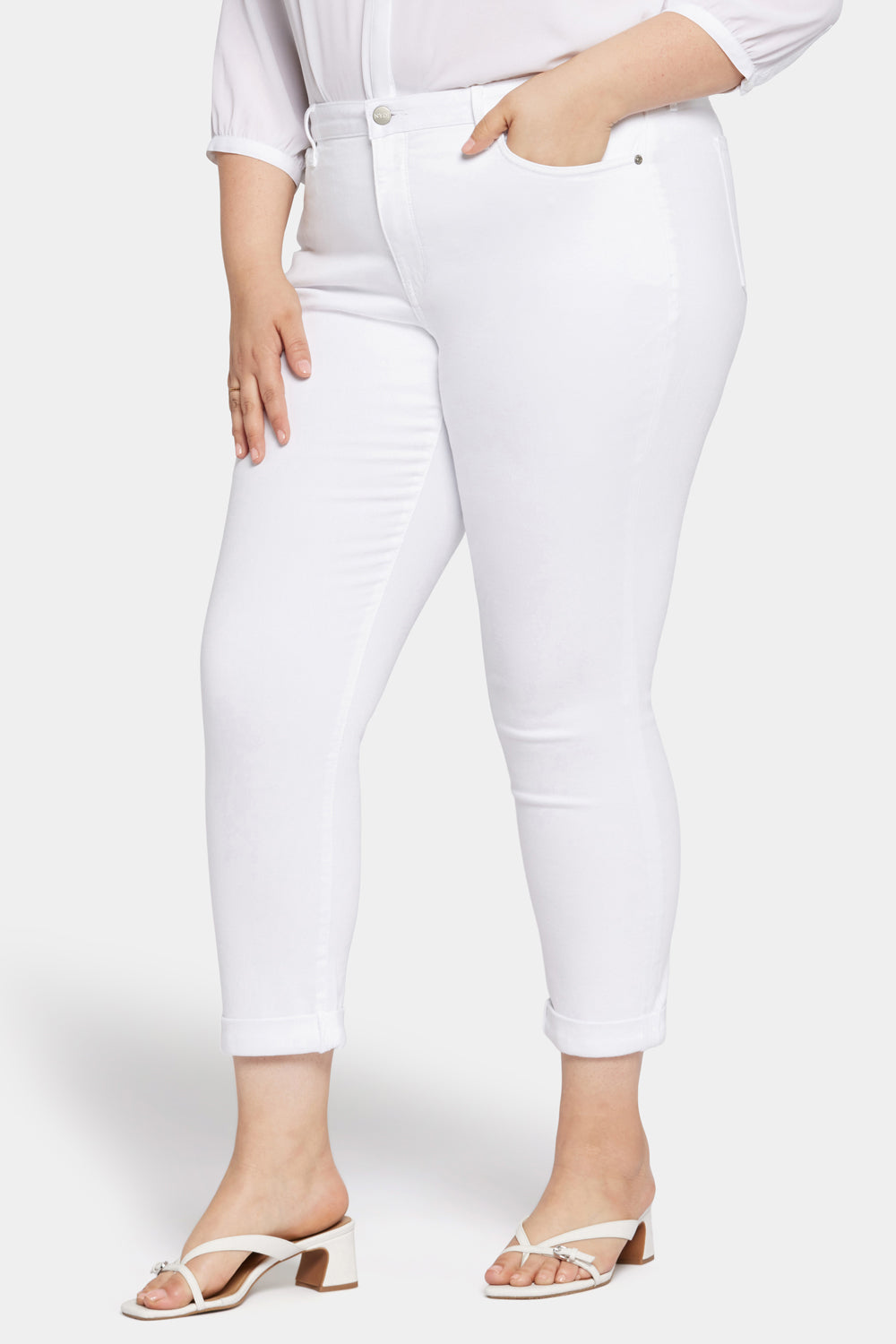 Sheri Slim Ankle Jeans In Plus Size - Optic White