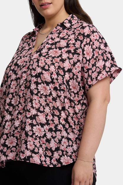 Becky Short Sleeved Blouse In Plus Size - Lilla Garden