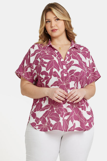 Becky Short Sleeved Blouse In Plus Size - Adonia