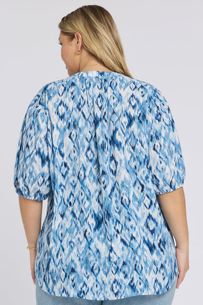 Short Puff Sleeved Popover Top In Plus Size - Blue Visions