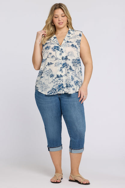 Gabrielle Sleeveless Blouse In Plus Size - Le Parc de Treville
