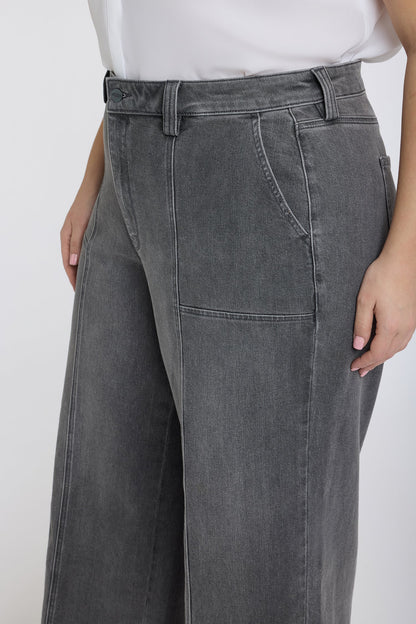Simone Wide Leg Jeans In Plus Size - Dusty Ash