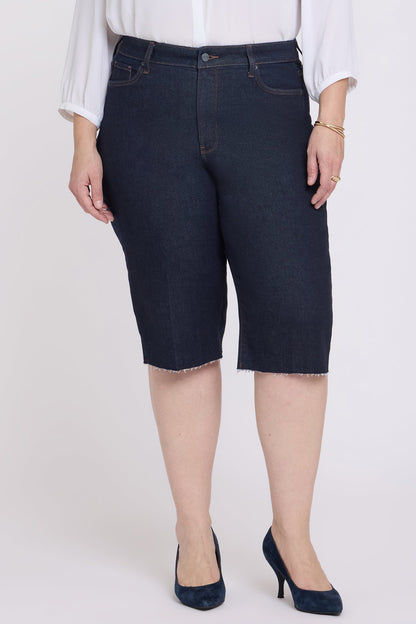 Kristie '80s Bermuda Denim Shorts In Plus Size - Magical