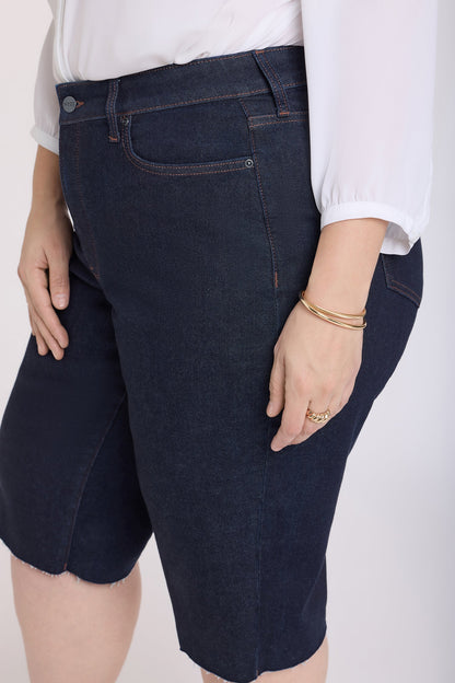 Kristie '80s Bermuda Denim Shorts In Plus Size - Magical
