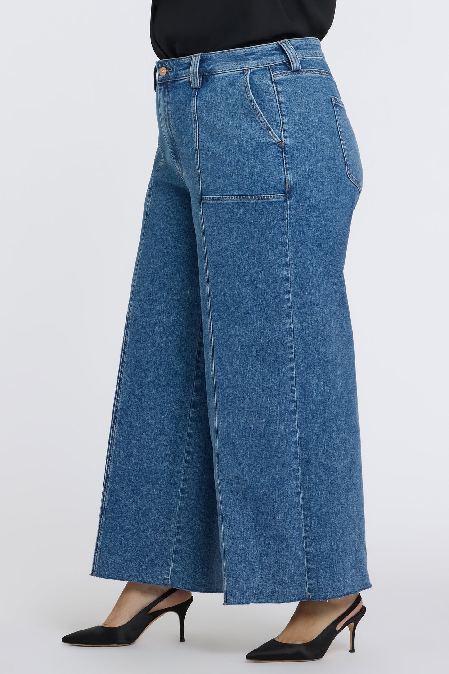Simone Wide Leg Jeans In Plus Size - Salton