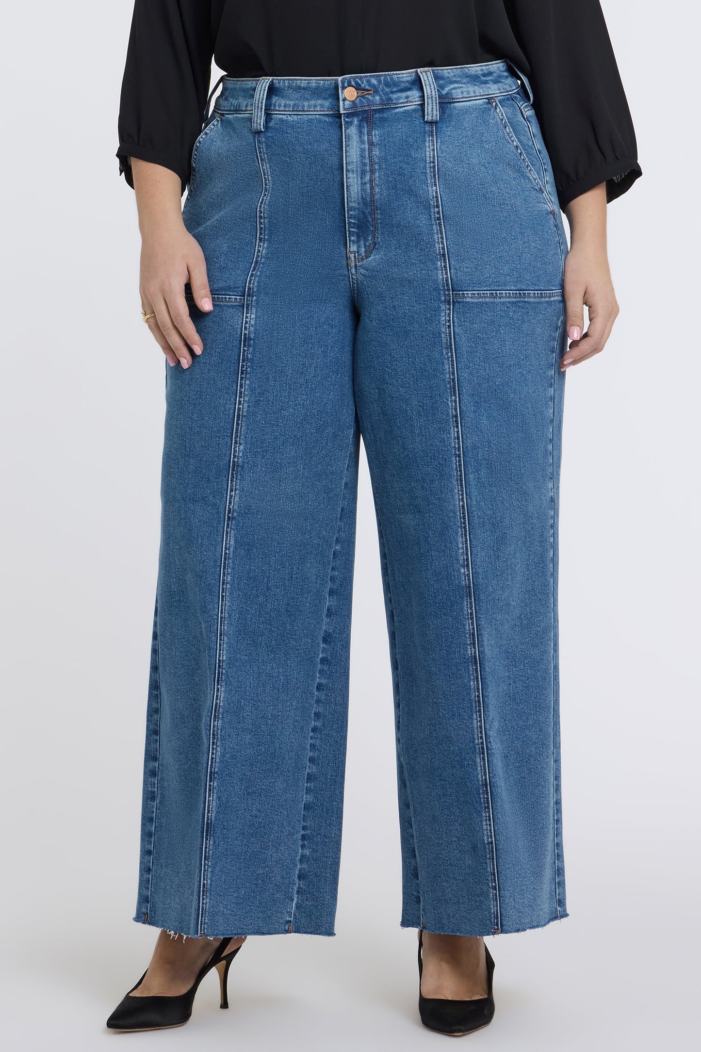 Simone Wide Leg Jeans In Plus Size - Salton