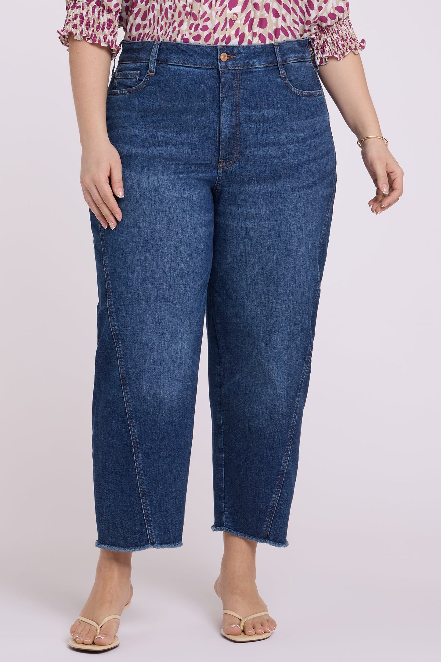 Alyssa Relaxed Crop Jeans In Plus Size - Sunset Villa