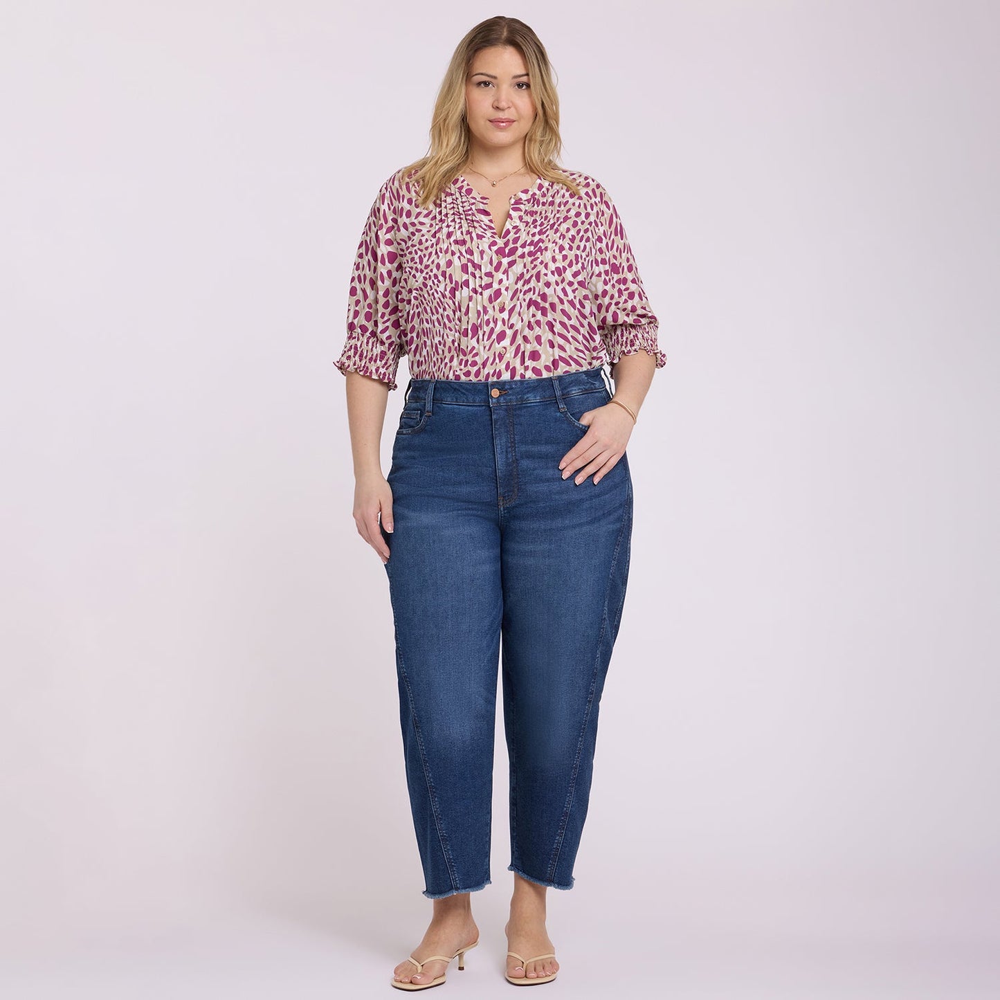 Alyssa Relaxed Crop Jeans In Plus Size - Sunset Villa