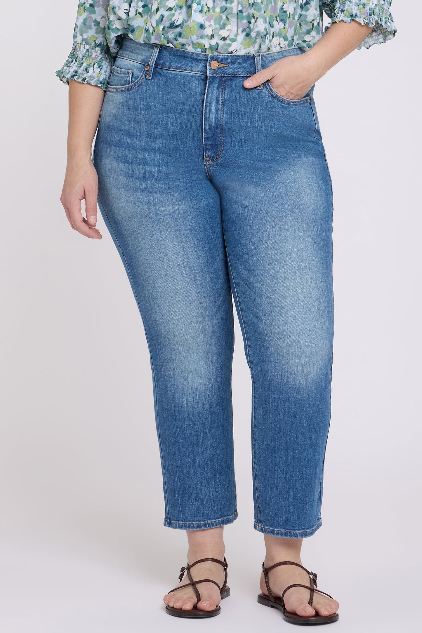 Marilyn Straight Ankle Jeans In Plus Size - Pacifica