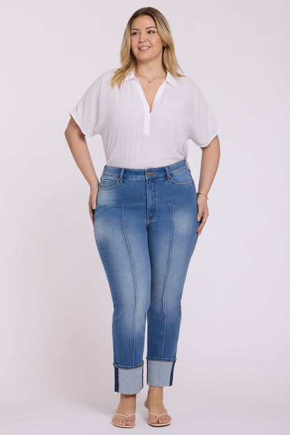 Marilyn Straight Jeans In Plus Size - Pacifica