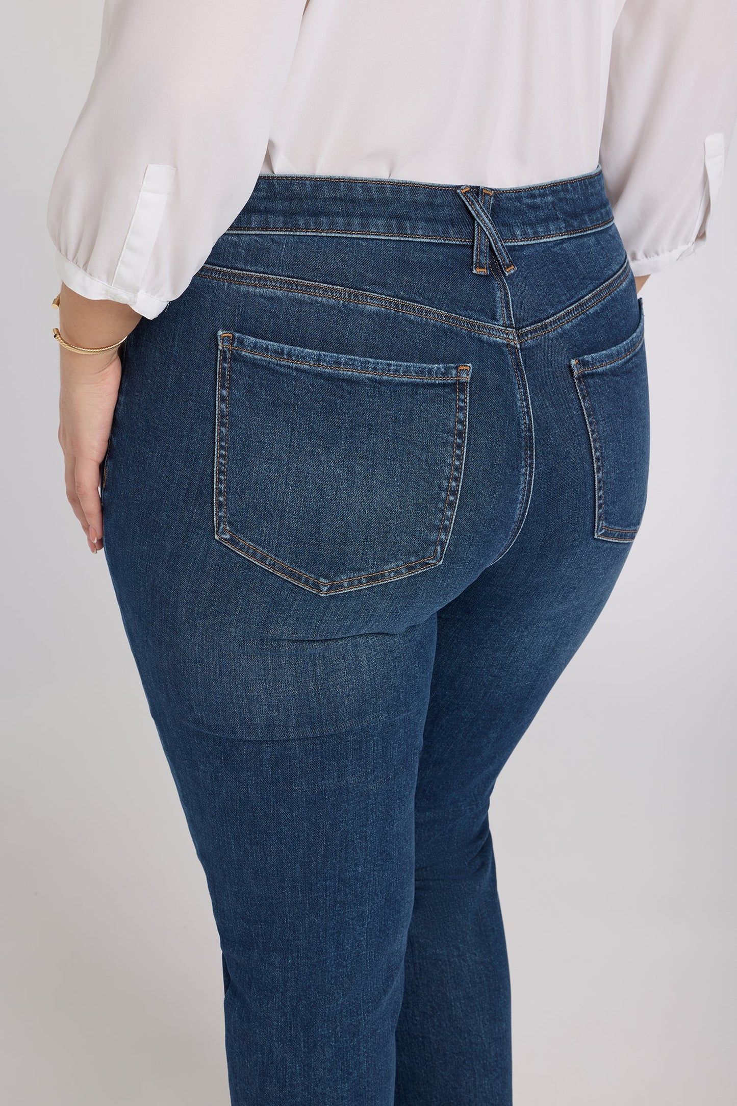 Sheri Slim Straight Ankle Jeans In Plus Size - Sunset Villa