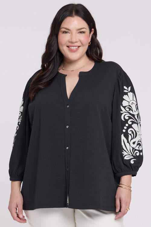Embroidered Knit Blouse In Plus Size - Black Ivory