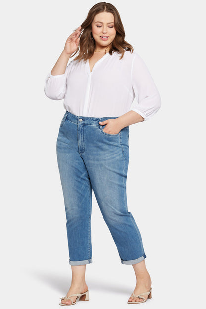 Margot Girlfriend Jeans In Petite Plus Size - Stunning