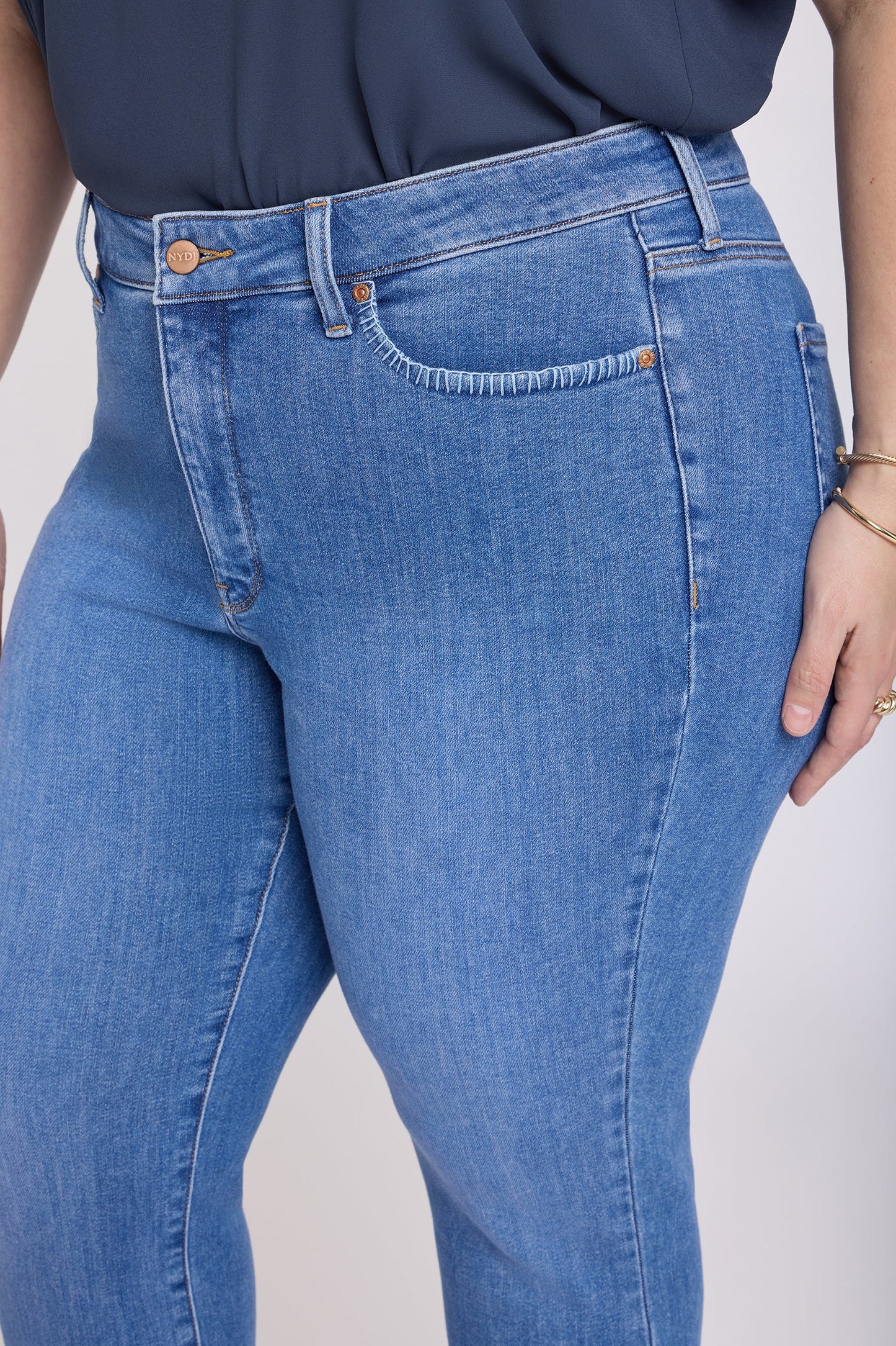 Marilyn Straight Ankle Jeans In Plus Size - Blue Paradise