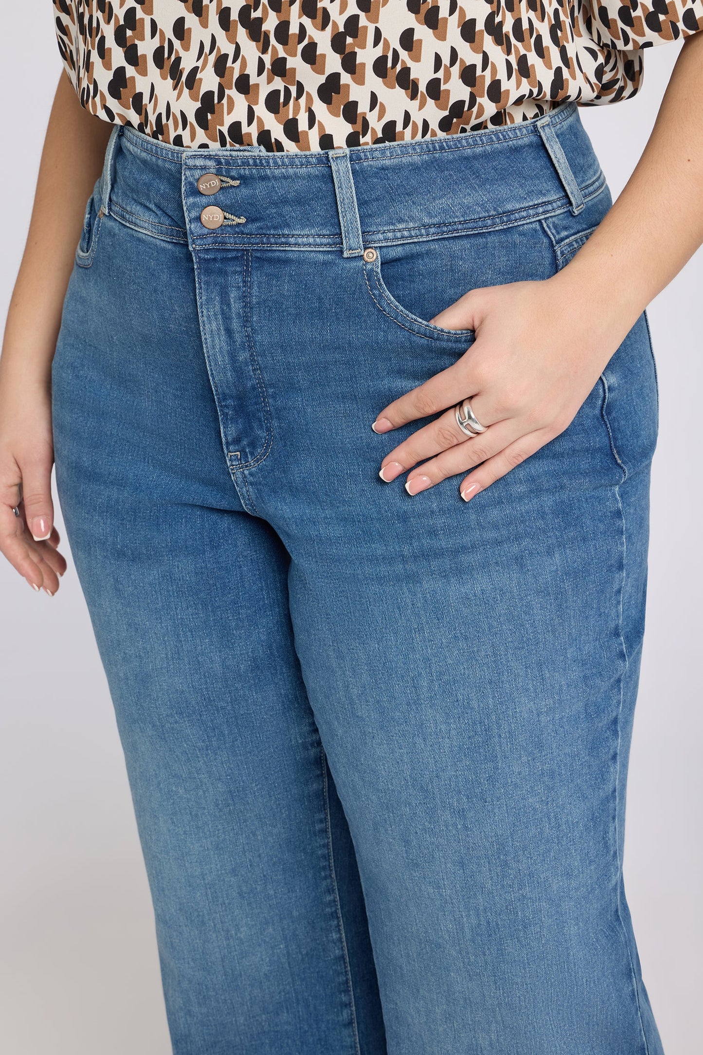 Teresa Wide Leg Jeans In Plus Size - Breezy Palms