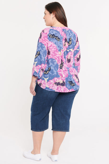 Pintuck Blouse In Plus Size - Cadiz