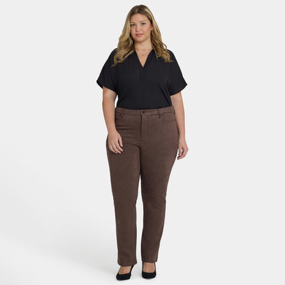 Marilyn Straight Pants In Plus Size - Coffee Bean