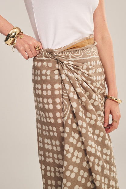 GRECHEN SARONG