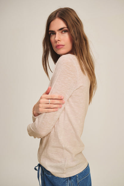 LIZZIE TEE