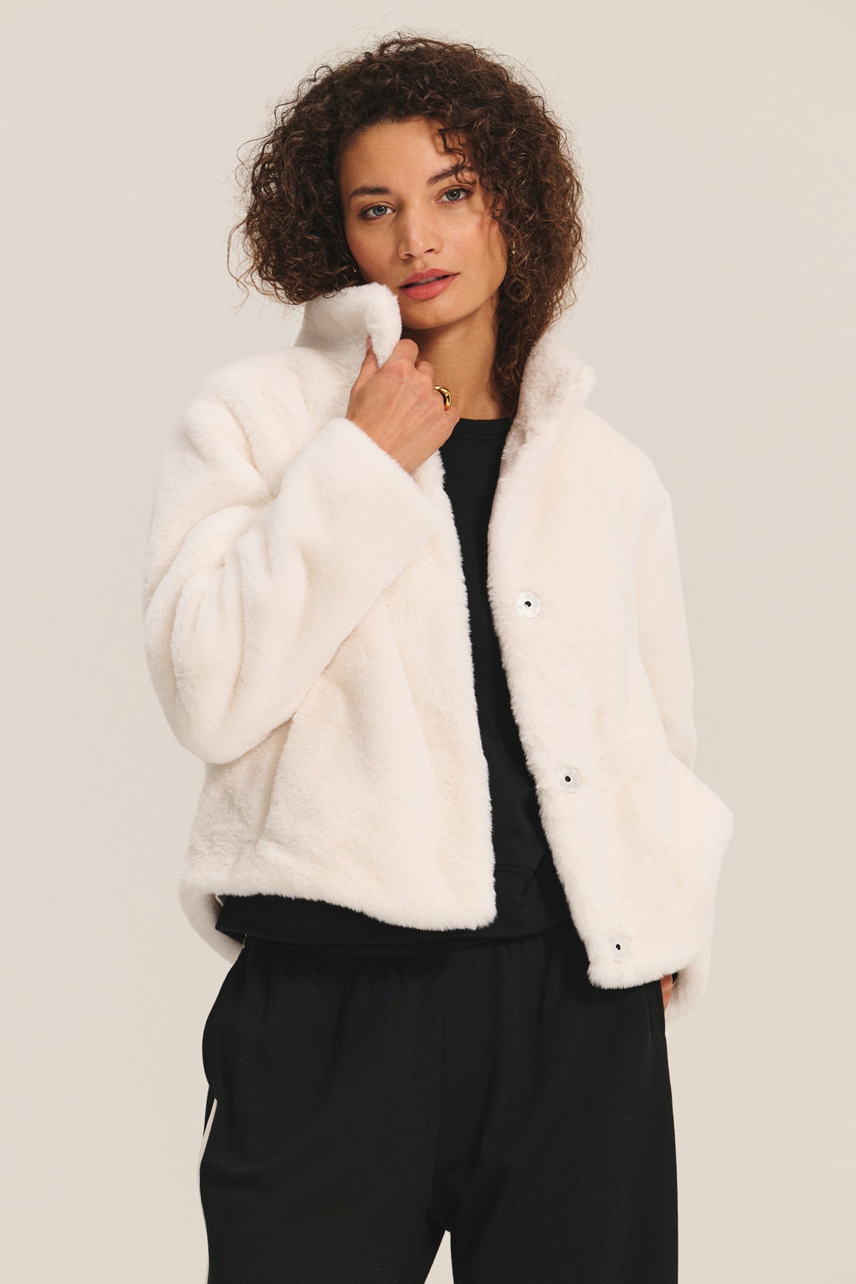 SHEENA LUXE FAUX FUR JACKET