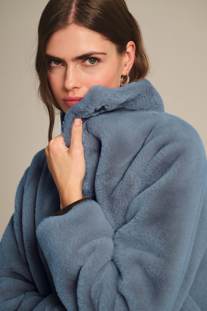 SHEENA LUXE FAUX FUR JACKET