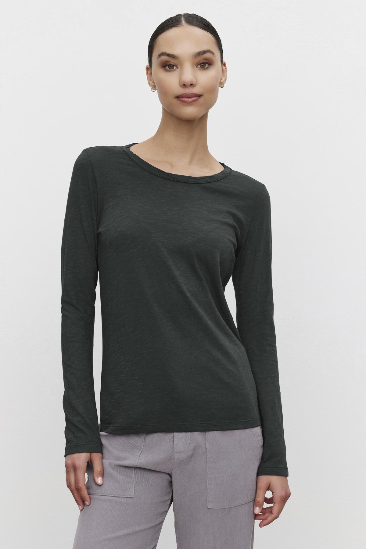 LIZZIE TEE