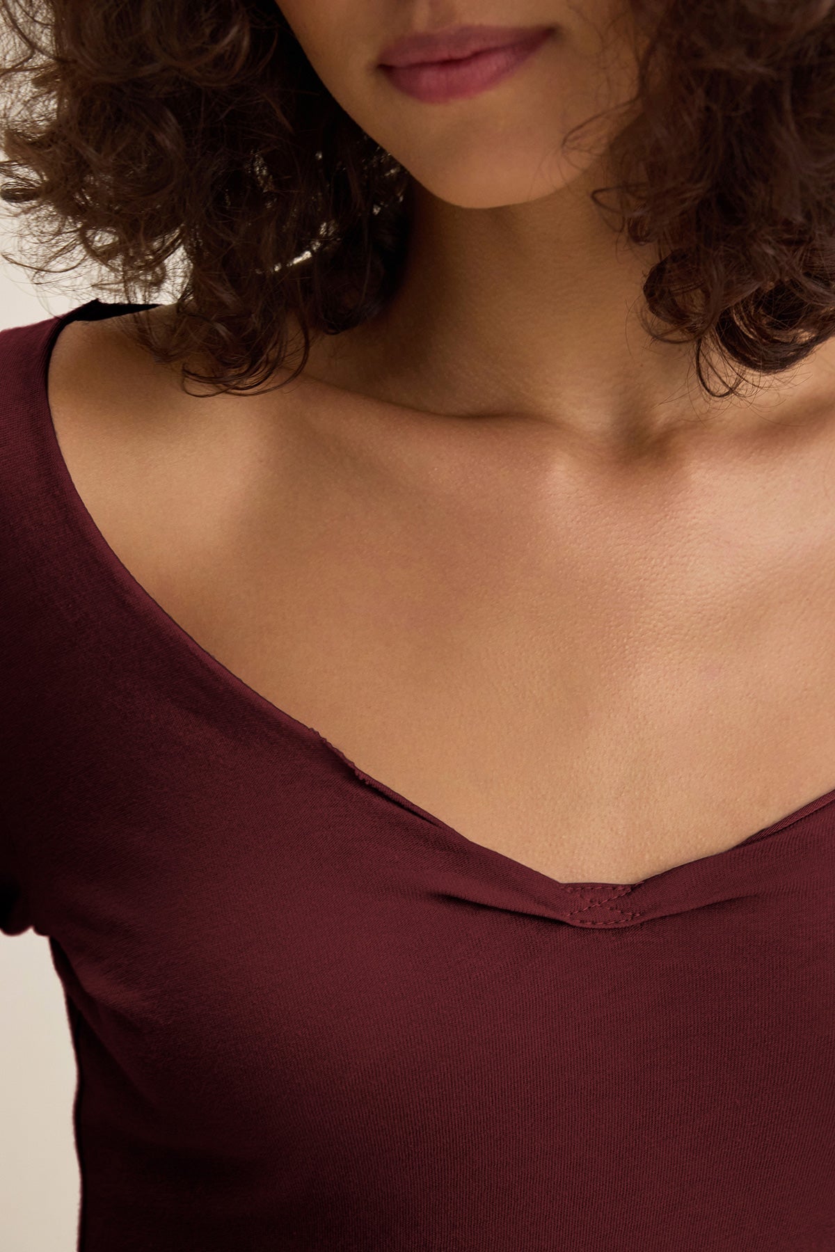 NOURA TEE